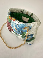 Load image into Gallery viewer, Bustina Lady
