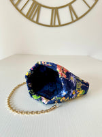 Load image into Gallery viewer, Bustina Lady
